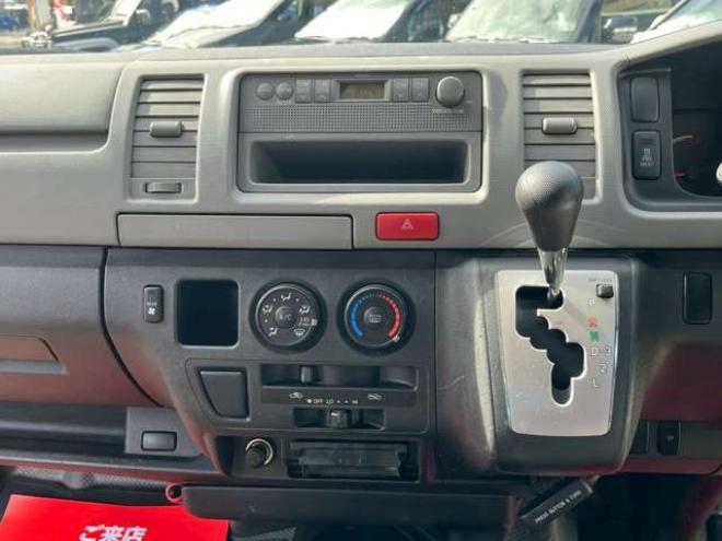 ハイエースバン3.0 DX ロング ハイルーフ ディーゼルターボ 4WD　エアコン　キーレスエントリー　パワステ　パワーウィンドウ　ABS　盗難防止装置　片側スライドドア 3000