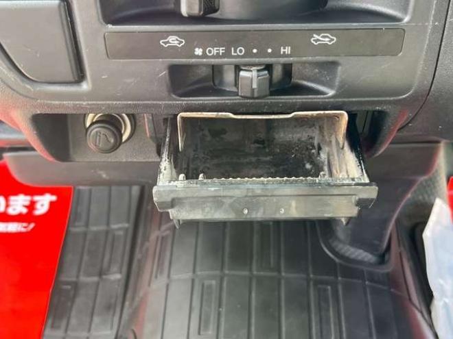 ハイエースバン3.0 DX ロング ハイルーフ ディーゼルターボ 4WD　エアコン　キーレスエントリー　パワステ　パワーウィンドウ　ABS　盗難防止装置　片側スライドドア 3000