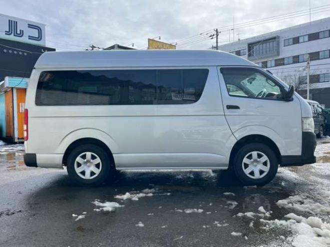 ハイエースバン3.0 DX ロング ハイルーフ ディーゼルターボ 4WD　エアコン　キーレスエントリー　パワステ　パワーウィンドウ　ABS　盗難防止装置　片側スライドドア 3000