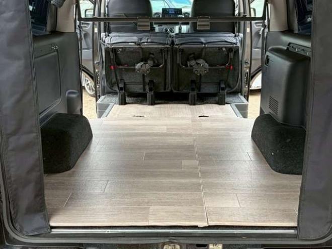 キャラバンNV350 2.5 プレミアムGX ロングボディ ディーゼルターボ 4WD　ナビ　バックカメラ　ETC　パワステ　パワーウィンドウ　キーレスエントリー　エアコン　盗難防止装置　両側スライドドア　フロントフォグランプ 2500