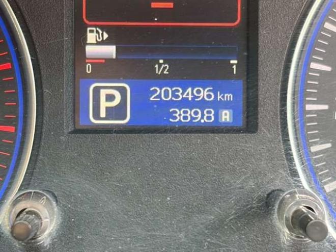 キャラバンNV350 2.5 プレミアムGX ロングボディ ディーゼルターボ 4WD　ナビ　バックカメラ　ETC　パワステ　パワーウィンドウ　キーレスエントリー　エアコン　盗難防止装置　両側スライドドア　フロントフォグランプ 2500