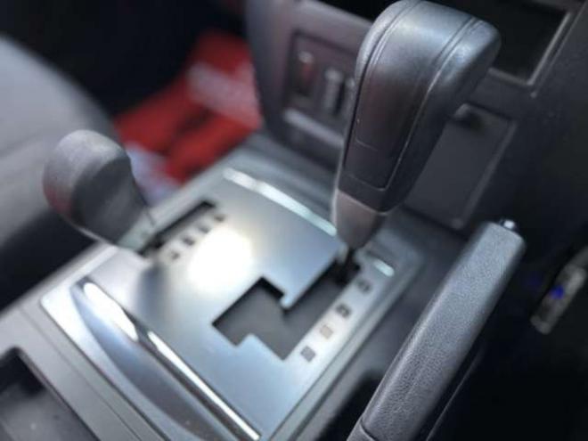 パジェロ3.2 ロング GR ディーゼルターボ 4WD　リフトアップ(ジャオス)　パワステ　パワーウィンドウ　社外ナビ　バックカメラ　純正アルミホイール　ETC　シートヒーター　3列シート　横滑り防止装置　盗難防止装置　ABS　キーレスエントリー 3200