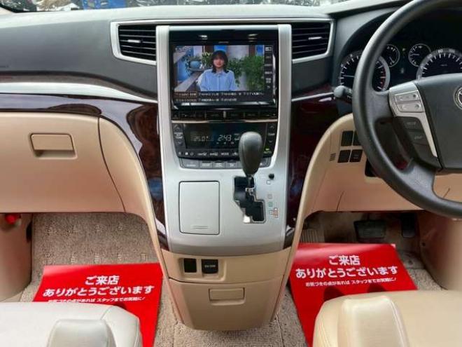 アルファード2.4 240X 4WD　モデリスタエアロ　車高調　ETC　後席モニター　両側電動スライドドア　社外エンジンスターター　パワステ　パワーウィンドウ　純正ナビ　純正アルミ　バックカメラ　キーレスエントリー　3列シート　ABS 2400