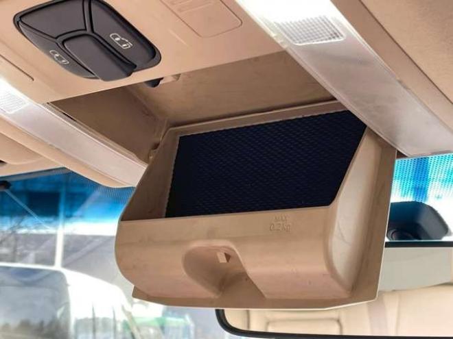 アルファード2.4 240X 4WD　モデリスタエアロ　車高調　ETC　後席モニター　両側電動スライドドア　社外エンジンスターター　パワステ　パワーウィンドウ　純正ナビ　純正アルミ　バックカメラ　キーレスエントリー　3列シート　ABS 2400