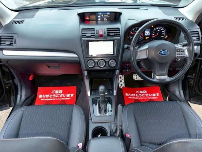 フォレスター2.0XT アイサイト 4WD　ターボ　パワステ　パワーウィンドウ　純正アルミ　ABS　キーレスエントリー　ETC　シートヒーター　社外エンジンスターター　パドルシフト　エアコン　電動シート　クルーズコントロール　盗難防止装置 2000