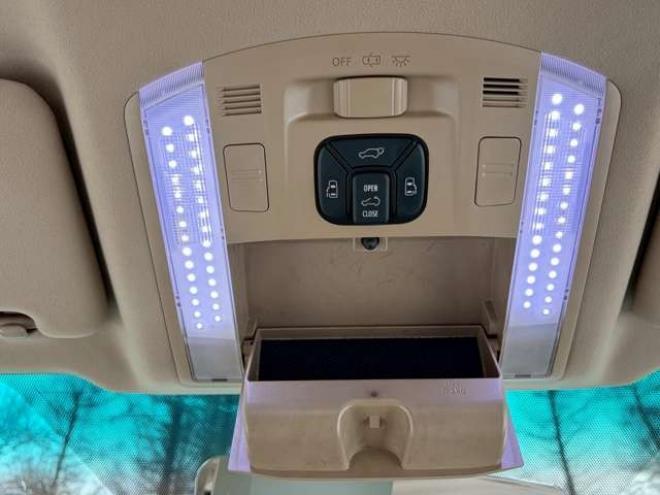 アルファード3.5 350G Lパッケージ 4WD　ETC　後席モニター　両側電動スライドドア　社外エンジンスターター　パワーウィンドウ　パワーバックドア　純正ナビ　　バックカメラ　キーレス　3列シート　ABS 電動シート　シートヒーター　パワステ 3500