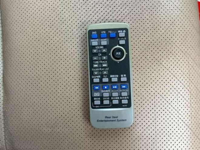 アルファード3.5 350G Lパッケージ 4WD　ETC　後席モニター　両側電動スライドドア　社外エンジンスターター　パワーウィンドウ　パワーバックドア　純正ナビ　　バックカメラ　キーレス　3列シート　ABS 電動シート　シートヒーター　パワステ 3500