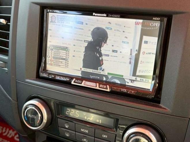 パジェロ3.0 ロング リミテッド エディション 4WD　ワンオーナー　社外ナビ　バックカメラ　純正アルミホイール　エアコン　エンジンスターター　ETC　記録簿　キーレスエントリー　パワステ　パワーウィンドウ　3列シート　エアコン　寒冷地仕様　盗難防止装置 3000