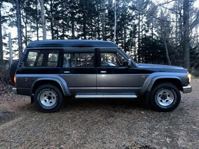 サファリ4.2 エクストラハイルーフグランロード ディーゼル 4WD　ハイルーフ　パワステ　パワーウィンドウ　社外アルミホイール　マッドフラップ 4200