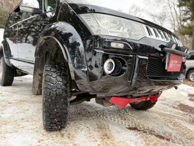 デリカD：5 2.4 G パワーパッケージ 4WD　リフトアップ　両側パワースライドドア　社外ナビ　バックカメラ　フロントカメラ　リアパワーゲート　後席モニター　パワステ　パワーウィンドウ　ABS　キーレスエントリー 2400