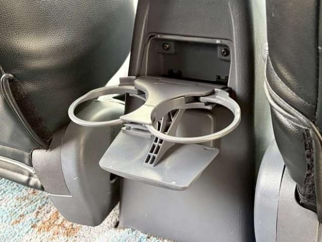 ハイラックスサーフ2.7 SSR-X Vセレクション 4WD　社外ナビ　バックカメラ　社外アルミホイール　エアコン　リフトアップ　パワステ　パワーウィンドウ　キーレスエントリー　ETC　ABS　ルーフレール 2700