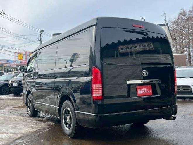 ハイエース2.7 GL ロング ミドルルーフ 4WD　10人乗り　パワステ　パワーウィンドウ　エアコン　社外ナビ　後席モニター　キーレスエントリー　片側スライドドア　盗難防止装置　フロントモデリスタ 2700
