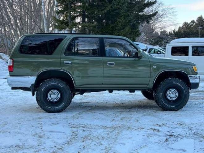 ハイラックスサーフ2.7 SSR-X ワイドボディ 4WD　全塗装済グリーン　リフトアップ　ETC　社外オーディオ　パワステ　パワーウィンドウ　純正アルミホイール　ABS　キーレス　ルーフレール 2700