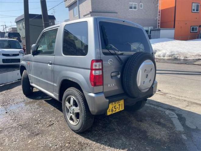 キックスRX 4WD　新在　庫　シートヒーター　フォグ付　エンスタ 660