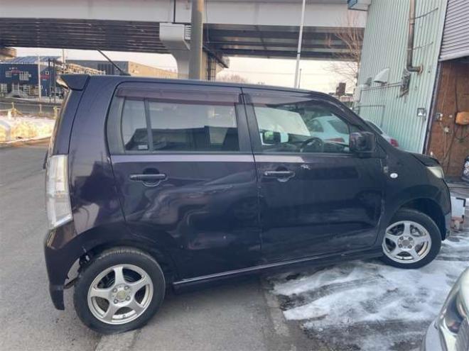 AZ-ワゴンカスタムスタイル XS 4WD　新在　庫　限　定　値　下　3月末　限定 660