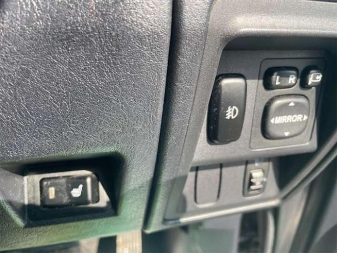 キックスRX 4WD　新在　庫　限　定　プラ　イス　20日21日22日　修復歴　左フロントインパネ歪で軽度です 660