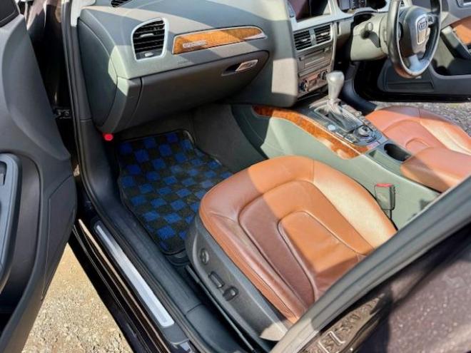 アウディA4アバント2.0TFSIクワトロ 4WD 4WD 2000 5Dr