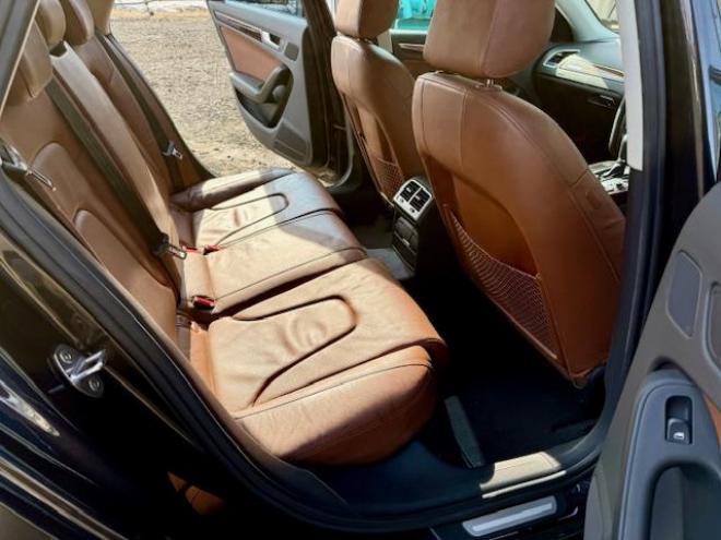 アウディA4アバント2.0TFSIクワトロ 4WD 4WD 2000 5Dr