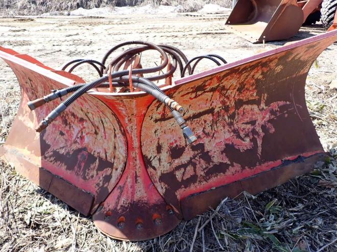 ホイールローダLX120-2　ワンタッチマルチプラウ＆バケット　恵庭ヤード