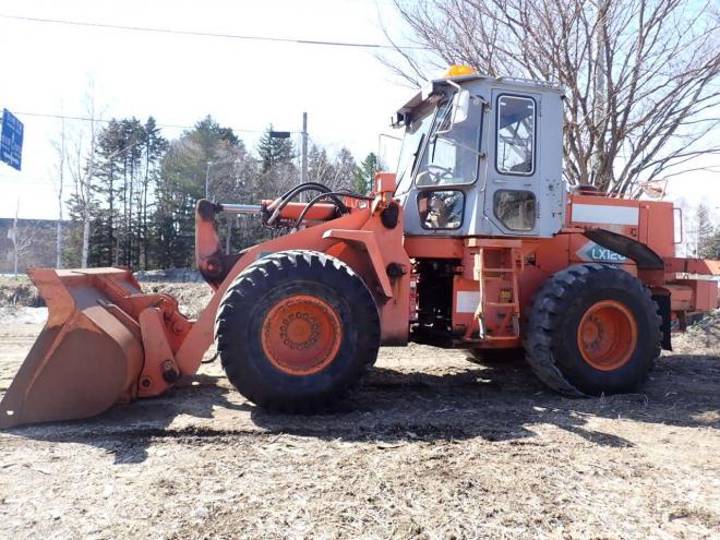ホイールローダLX120-2　ワンタッチマルチプラウ＆バケット　恵庭ヤード