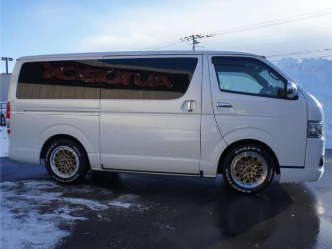 ハイエースバン2.8 スーパーGL ダークプライムII ロングボディ ディーゼルターボ 4WD　ワンオーナー　メモリーナビTV　バックカメラ　ワークエクストラップ17インチAW　ローダウン　415コブラフロントスポイラー　両側パワースライドドア　AC100V　トヨタセーフティセンス　寒冷地仕様 2800
