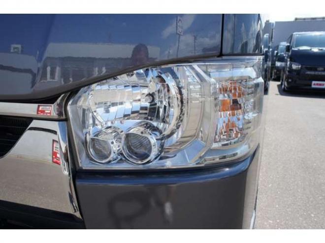 ハイエースバン2.8 スーパーGL ダークプライムII ロングボディ ディーゼルターボ 4WD　415COBRA　クリーンルック3 Fスポイラー&BY2Neoボンネット&ステージ2ルーフスポイラー&バッドラッカー17インチAW&フラットベッドキット　ヨコハマPARADA215/60R17　両側パワースライドドア　デジタルインナー 2800