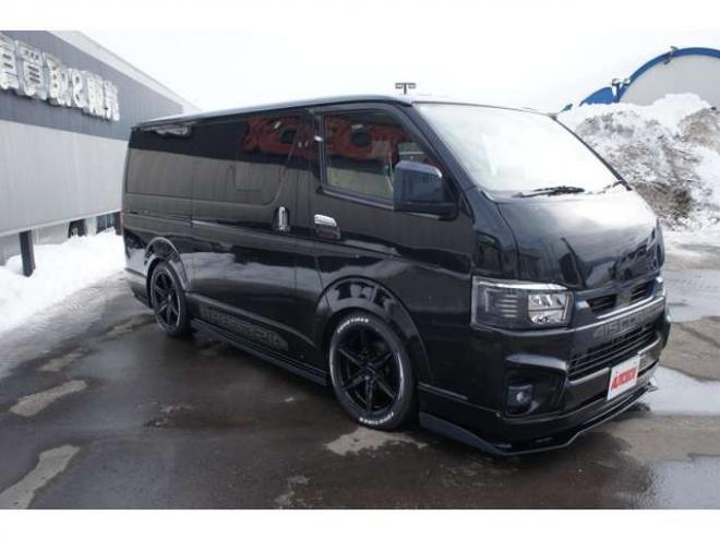 レジアスエース2.8 スーパーGL ダークプライム ロングボディ ディーゼルターボ 4WD　415COBRAオフィシャルコンプリート　ファントムヘッドライトシステム&新作HP-6　18インチホイール&フェイスリフトキット&フルエアロ&フローティングリップ&ローフォルムフェンダー　玄武2インチダウンブロック 2800