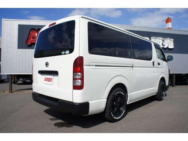 ハイエースバン2.8 DX ロング ディーゼルターボ 4WD　フロントシートセパレート仕様変更済　　　センターコンソール付　415COBRA丸目ライトキット&バッドラッカー16インチAW　415SAFARIフロントスポイラー　TOYOオープンカントリーR/T　電動格納ドアミラー 2800