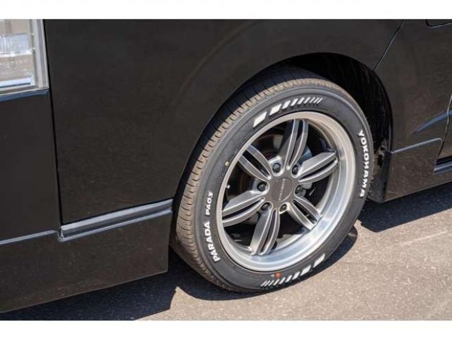 ハイエースバン2.8ダークプライム マルチロールトランスポータータイプIIロング ディーゼルターボ4WD　モデリスタフルエアロ・415COBRAバッドラッカー18インチAW・純正SDナビTV・Bカメラ・両側パワスラ・LEDライト・スマキー・AC100V・ベッドキット・エンスタ 2800