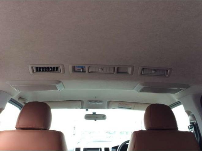 ハイエースバン3.0 スーパーGL ロング ディーゼルターボ 4WD　リアヒーター&クーラー　キーレス　ETC　電動格納ミラー　デュアルエアコン　ベッドキッド　フロントフォグランプ　clarionSDナビ(NXL13)　AUX　Bluetooth　USB　16インチAW 3000