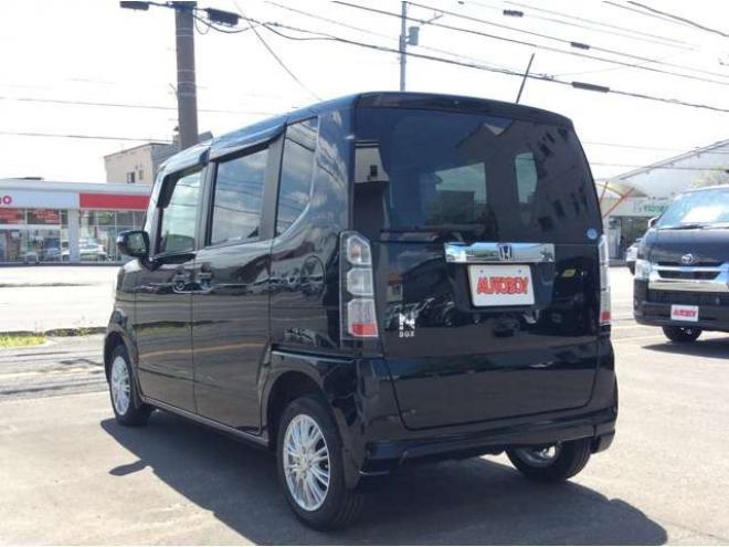 N-BOXG ターボパッケージ 4WD　パワスラ　スマートキー　クルーズコントロール　ドラレコ　バックカメラ　メモリーナビ　ETC　電動格納ミラー　オートライト　横滑り防止　アイドリングストップ　パナソニックフルセグTV　メモリナビ　Bluetooth 660