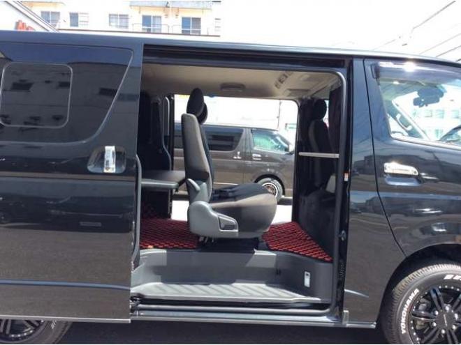 ハイエースバン2.8 スーパーGL ロング ディーゼルターボ 4WD　寒冷地仕様　リアヒーター&リアクーラー　プッシュスタート　スマートキー　ステアリングスイッチ　ベッドキッド　LEDヘッドライト　ドライブレコーダー　メモリナビ　ワンセグTV　バックカメラ　電動格納ミラー 2800