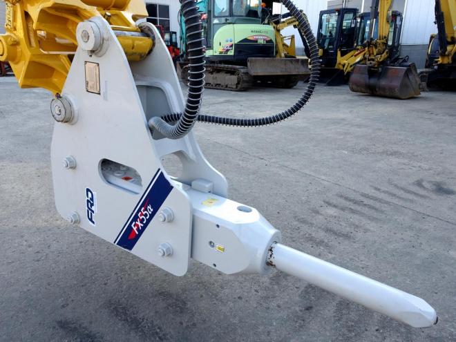 バックホーコマツ PC55MR-5N0  バケット容量0.20m3