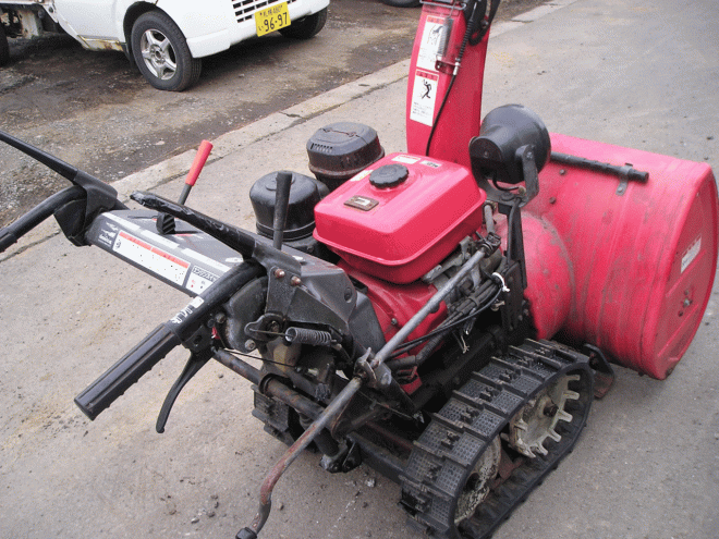 除雪機ホンダ　８馬力除雪機　ＨＳ－870　ガスアシスト　オーガ上下ハンド式