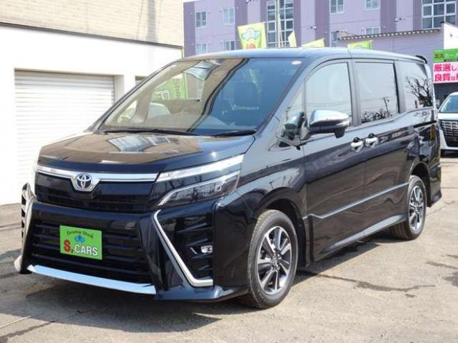 ヴォクシー2.0 ZS 煌III 4WD　本州車　保証1年/走行距離無制限　4WD　両側パワースライドドア　トヨタセーフティセンス　ALPINE製ナビ　地デジ　バックカメラ　Bluetooth接続　ハーフレザーシート　ビルトインETC　LEDヘッドライト　冬タイヤ付 2000