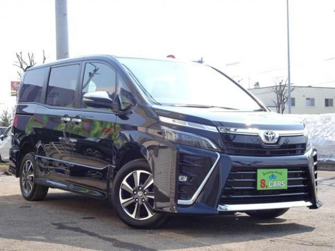 ヴォクシー2.0 ZS 煌III 4WD　本州車　保証1年/走行距離無制限　4WD　両側パワースライドドア　トヨタセーフティセンス　ALPINE製ナビ　地デジ　バックカメラ　Bluetooth接続　ハーフレザーシート　ビルトインETC　LEDヘッドライト　冬タイヤ付 2000