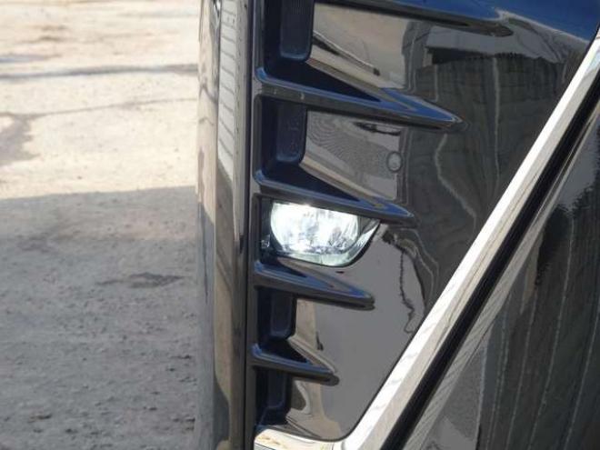 ヴォクシー2.0 ZS 煌III 4WD　本州車　保証1年/走行距離無制限　4WD　両側パワースライドドア　トヨタセーフティセンス　ALPINE製ナビ　地デジ　バックカメラ　Bluetooth接続　ハーフレザーシート　ビルトインETC　LEDヘッドライト　冬タイヤ付 2000