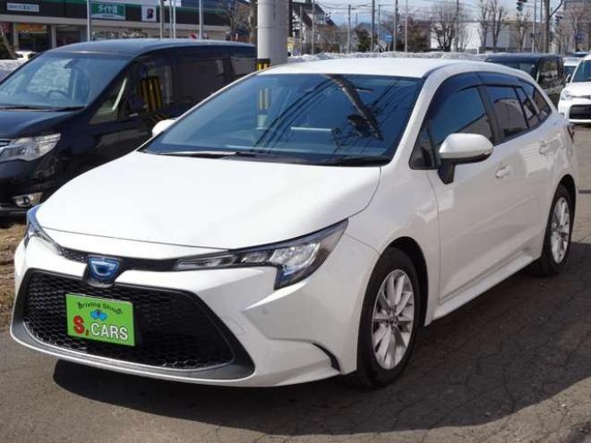 カローラツーリング　1.8 ハイブリッド S E-Four 4WD　本州仕入　ハイブリッド保証2年/走行距離無制限　4WD　トヨタセーフティセンス　9インチディスプレイオーディオ　地デジ　バックカメラ　前席シートヒーター　ステアリングヒーター　ブレーキホールド 1800