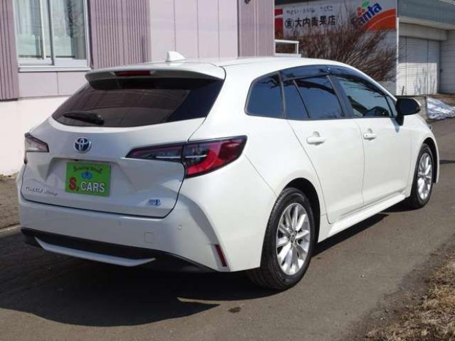 カローラツーリング　1.8 ハイブリッド S E-Four 4WD　本州仕入　ハイブリッド保証2年/走行距離無制限　4WD　トヨタセーフティセンス　9インチディスプレイオーディオ　地デジ　バックカメラ　前席シートヒーター　ステアリングヒーター　ブレーキホールド 1800