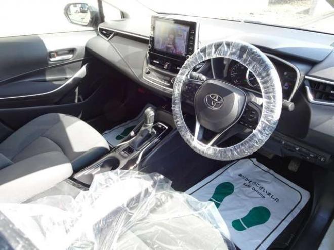 カローラツーリング　1.8 ハイブリッド S E-Four 4WD　本州仕入　ハイブリッド保証2年/走行距離無制限　4WD　トヨタセーフティセンス　9インチディスプレイオーディオ　地デジ　バックカメラ　前席シートヒーター　ステアリングヒーター　ブレーキホールド 1800