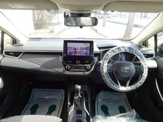 カローラツーリング　1.8 ハイブリッド S E-Four 4WD　本州仕入　ハイブリッド保証2年/走行距離無制限　4WD　トヨタセーフティセンス　9インチディスプレイオーディオ　地デジ　バックカメラ　前席シートヒーター　ステアリングヒーター　ブレーキホールド 1800