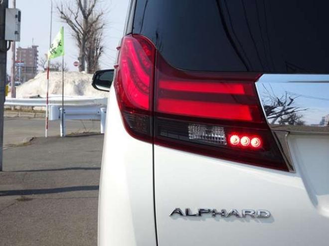 アルファード3.5 SA Cパッケージ 4WD　本州車　保証1年/走行距離無制限　4WD　プリクラッシュセーフティー　3500cc　両側パワースライドドア　パワーバックドア　JBLサウンドシステム　全方位カメラ　メーカーナビ　地デジ　ETC　中古冬タイヤ付属 3500