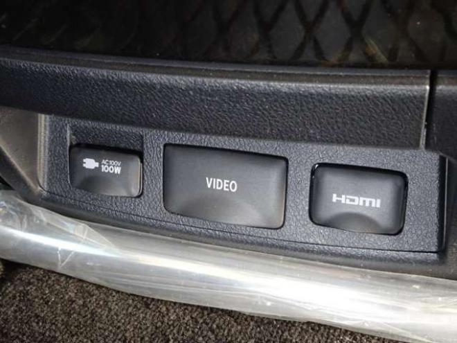 アルファード3.5 SA Cパッケージ 4WD　本州車　保証1年/走行距離無制限　4WD　プリクラッシュセーフティー　3500cc　両側パワースライドドア　パワーバックドア　JBLサウンドシステム　全方位カメラ　メーカーナビ　地デジ　ETC　中古冬タイヤ付属 3500