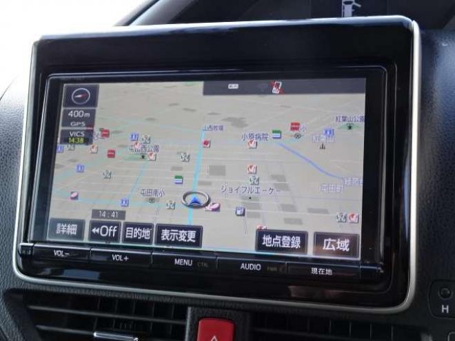 ヴォクシー2.0 ZS 煌II 4WD　本州車　保証付1年/走行距離無制限　4WD　ローダウン　両側パワースライドドア　純正9インチナビ　バックカメラ　ビルトインETC　社外18インチアルミホイール　アイドリングストップ　スマートキー　LEDヘッドライト 2000