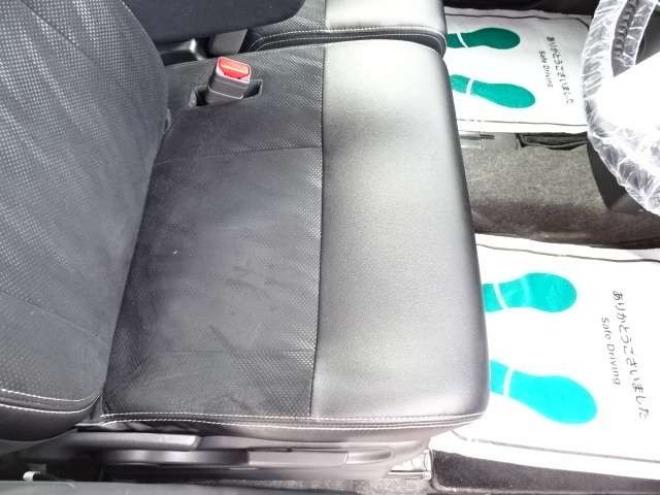 タントカスタム RS トップエディション SAII 4WD　保証1年/走行距離無制限　4WD　ワンオーナー　衝突軽減ブレーキシステム　両側パワースライドドア　純正ナビ　地デジ　バックカメラ　HDMI入力　純正エンジンスターター　LEDヘッドライト　ハーフレザーシート 660