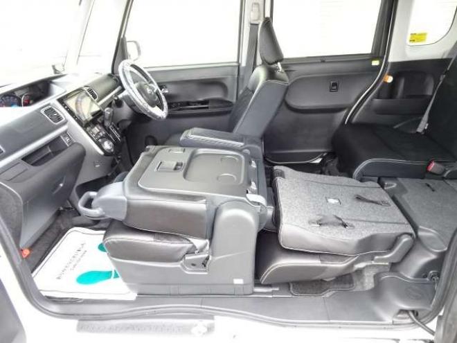 タントカスタム RS トップエディション SAII 4WD　保証1年/走行距離無制限　4WD　ワンオーナー　衝突軽減ブレーキシステム　両側パワースライドドア　純正ナビ　地デジ　バックカメラ　HDMI入力　純正エンジンスターター　LEDヘッドライト　ハーフレザーシート 660