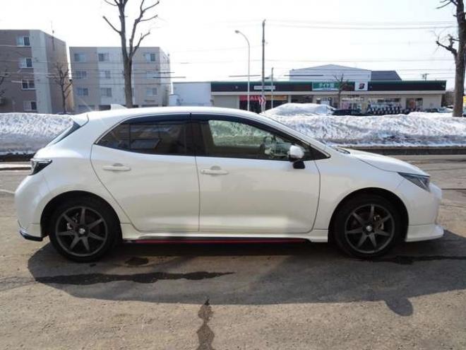 カローラスポーツ 1.2 G Z 4WD　保証1年/走行距離無制限　4WD　トヨタセーフティセンス　　TRDエアロ 純正9インチナビ 地デジ バックカメラ ブラインドスポットモニター　ヘッドアップディスプレイ　ハーフレザー　ステアリングヒーター 冬タイヤ付 1200