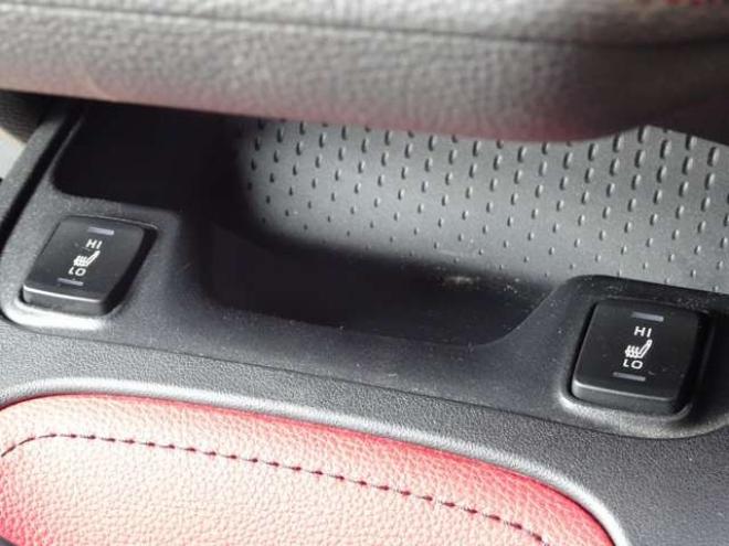 カローラスポーツ 1.2 G Z 4WD　保証1年/走行距離無制限　4WD　トヨタセーフティセンス　　TRDエアロ 純正9インチナビ 地デジ バックカメラ ブラインドスポットモニター　ヘッドアップディスプレイ　ハーフレザー　ステアリングヒーター 冬タイヤ付 1200