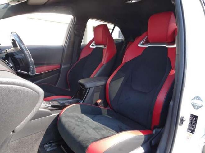 カローラスポーツ 1.2 G Z 4WD　保証1年/走行距離無制限　4WD　トヨタセーフティセンス　　TRDエアロ 純正9インチナビ 地デジ バックカメラ ブラインドスポットモニター　ヘッドアップディスプレイ　ハーフレザー　ステアリングヒーター 冬タイヤ付 1200