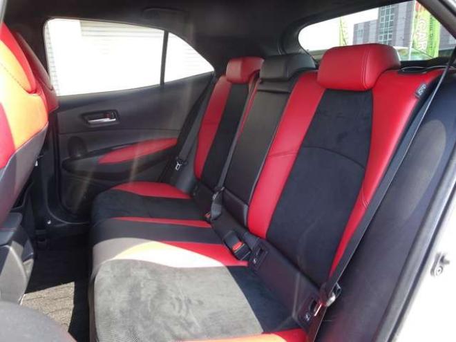 カローラスポーツ 1.2 G Z 4WD　保証1年/走行距離無制限　4WD　トヨタセーフティセンス　　TRDエアロ 純正9インチナビ 地デジ バックカメラ ブラインドスポットモニター　ヘッドアップディスプレイ　ハーフレザー　ステアリングヒーター 冬タイヤ付 1200